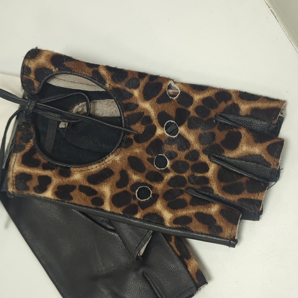Zara  Leopard animal print leather Fingerless  gloves NWT - Picture 3 of 7